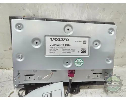 VOLVO VNR Radio