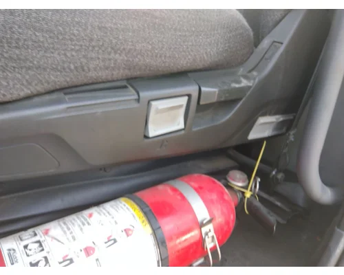 VOLVO VNR SEAT, FRONT