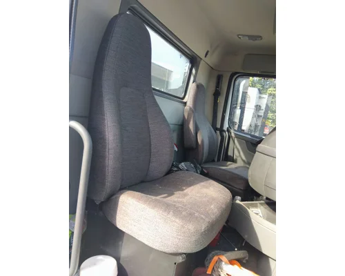 VOLVO VNR SEAT, FRONT