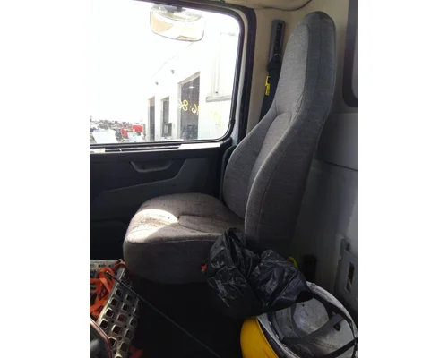 VOLVO VNR SEAT, FRONT