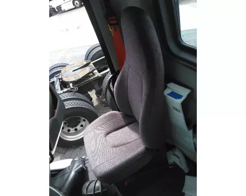 VOLVO VNR SEAT, FRONT