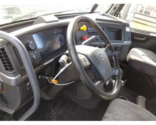 VOLVO VNR STEERING COLUMN