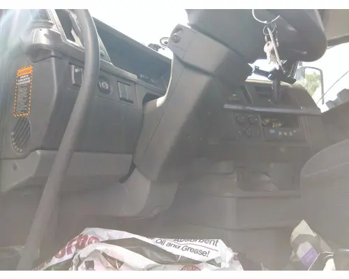 VOLVO VNR STEERING COLUMN