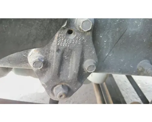 VOLVO VNR SUSPENSION PART