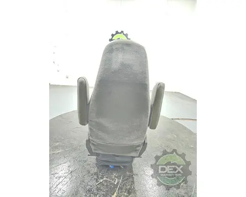 VOLVO VNR Seat, Front