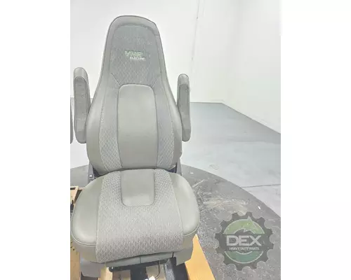 VOLVO VNR Seat, Front