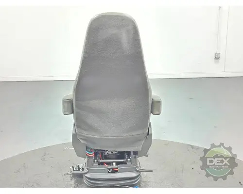 VOLVO VNR Seat, Front