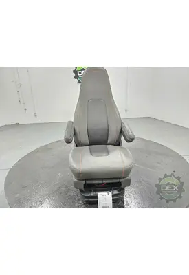 VOLVO VNR Seat, Front