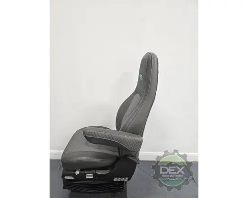 VOLVO VNR Seat, Front
