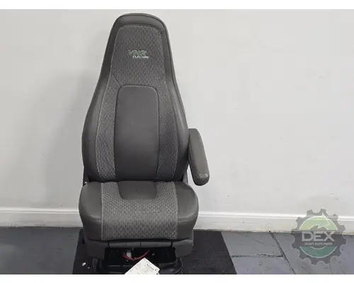 VOLVO VNR Seat, Front