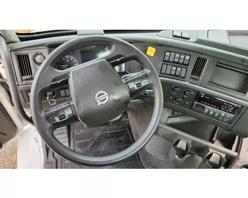 VOLVO VNR Steering Column