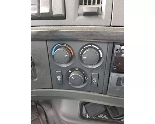 VOLVO VNR TEMPERATURE CONTROL