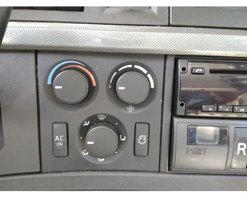VOLVO VNR TEMPERATURE CONTROL