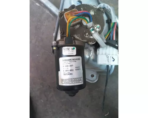 VOLVO VNR WINDSHIELD WIPER MOTOR