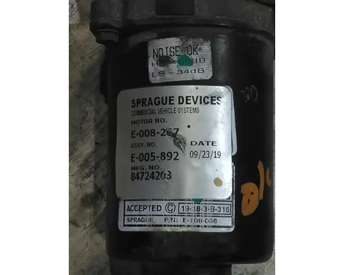 VOLVO VNR WINDSHIELD WIPER MOTOR
