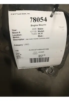 VOLVO VN 315 Engine Mounts