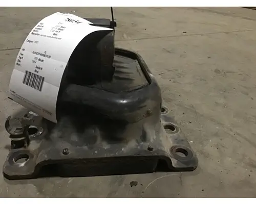 VOLVO VN 315 Engine Mounts