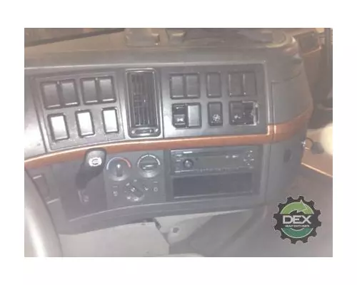 VOLVO VN 8102 cab, complete