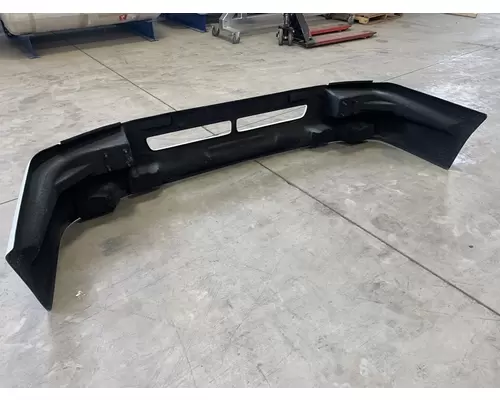 VOLVO VN Bumper Assembly, Front