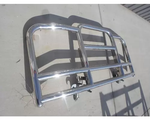 VOLVO VN Bumper Assembly, Front