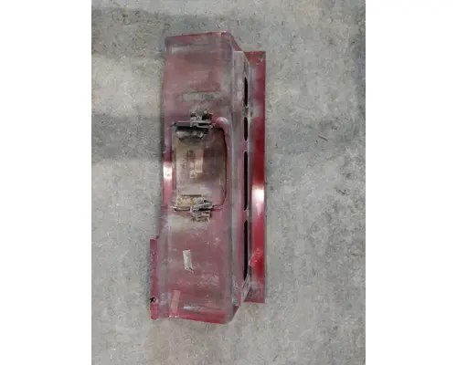 VOLVO VN CAB SKIRTSIDE FAIRING