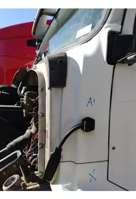 VOLVO VN COWL