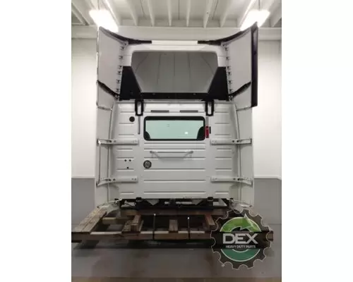 VOLVO VN Cab