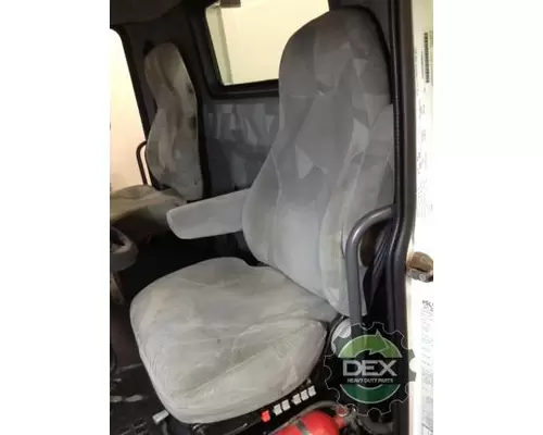 VOLVO VN Cab