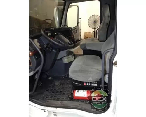 VOLVO VN Cab