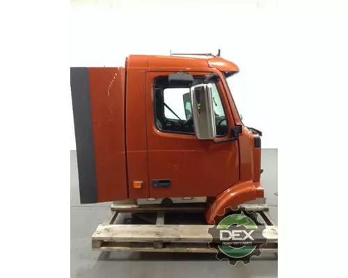 VOLVO VN Cab