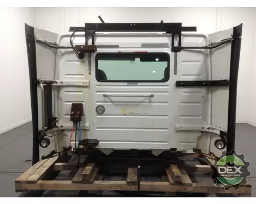 VOLVO VN Cab