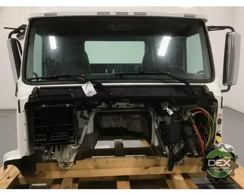VOLVO VN Cab