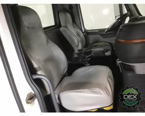 VOLVO VN Cab