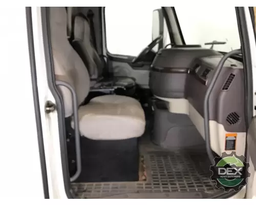 VOLVO VN Cab