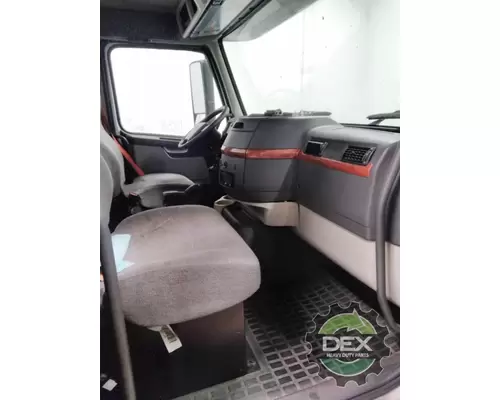 VOLVO VN Cab