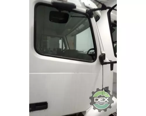 VOLVO VN Cab