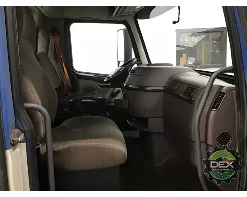 VOLVO VN Cab