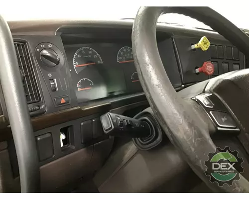 VOLVO VN Cab