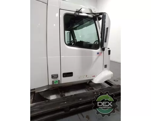 VOLVO VN Cab