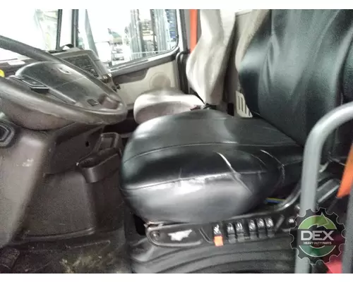 VOLVO VN Cab