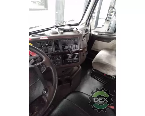 VOLVO VN Cab
