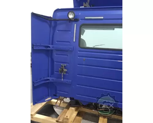 VOLVO VN Cab