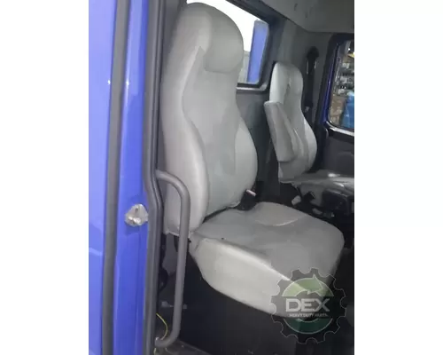 VOLVO VN Cab