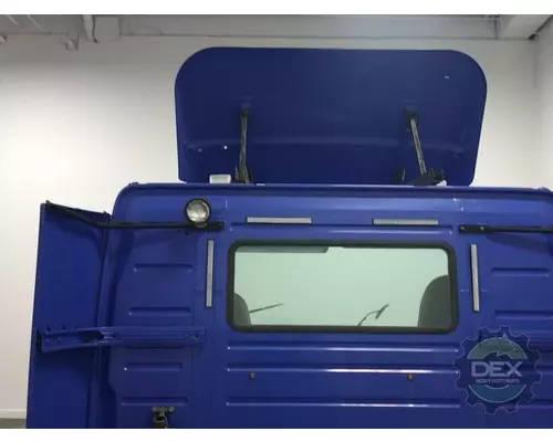 VOLVO VN Cab