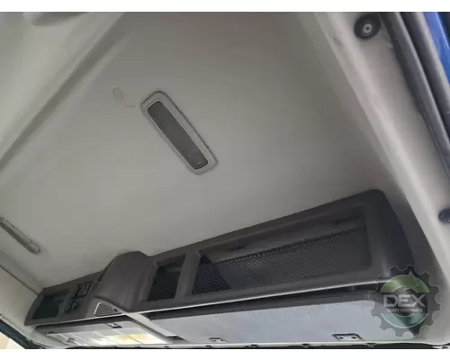 VOLVO VN Cab