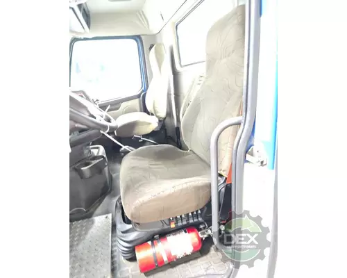 VOLVO VN Cab