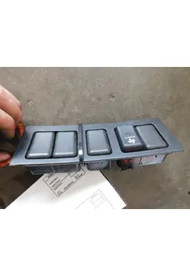 VOLVO VN Dash / Console Switch