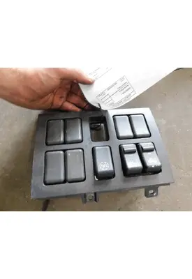 VOLVO VN Dash / Console Switch