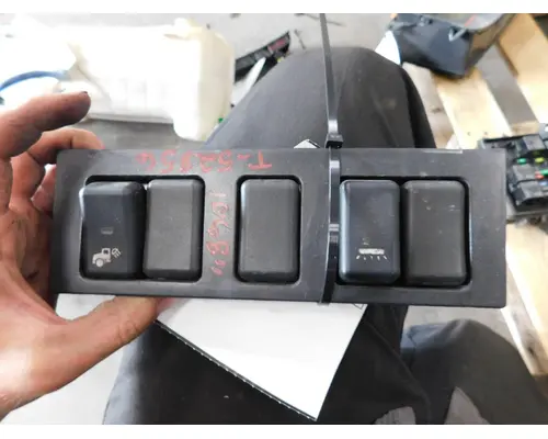 VOLVO VN Dash  Console Switch