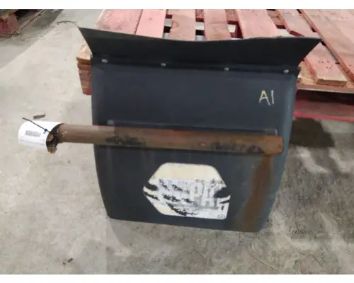 VOLVO VN FENDER, QUARTERHALF REAR